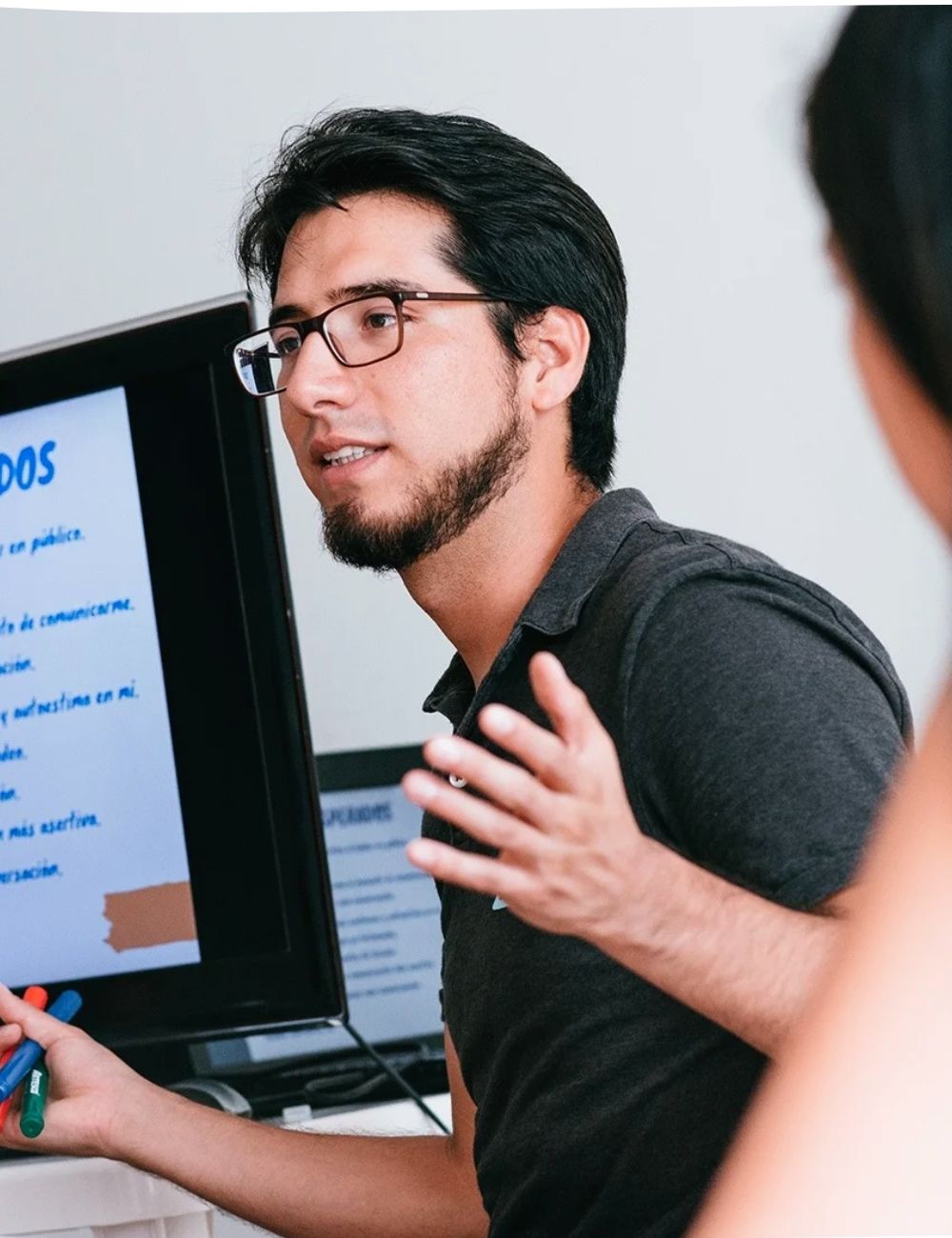 Bruno Villegas, co-director y mentor de Escuela Con Confianza